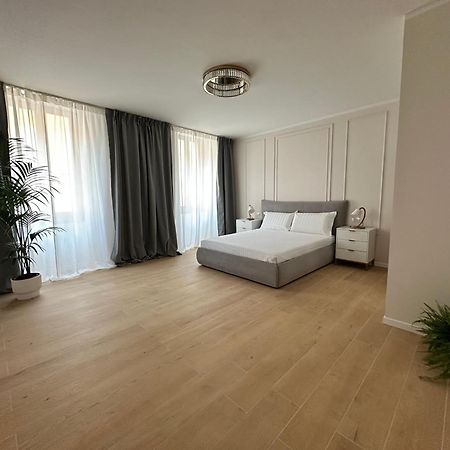 Luna Luxury Suite Бергамо Экстерьер фото