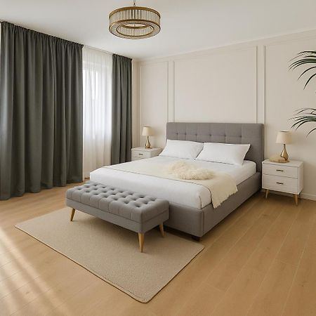 Luna Luxury Suite Бергамо Экстерьер фото