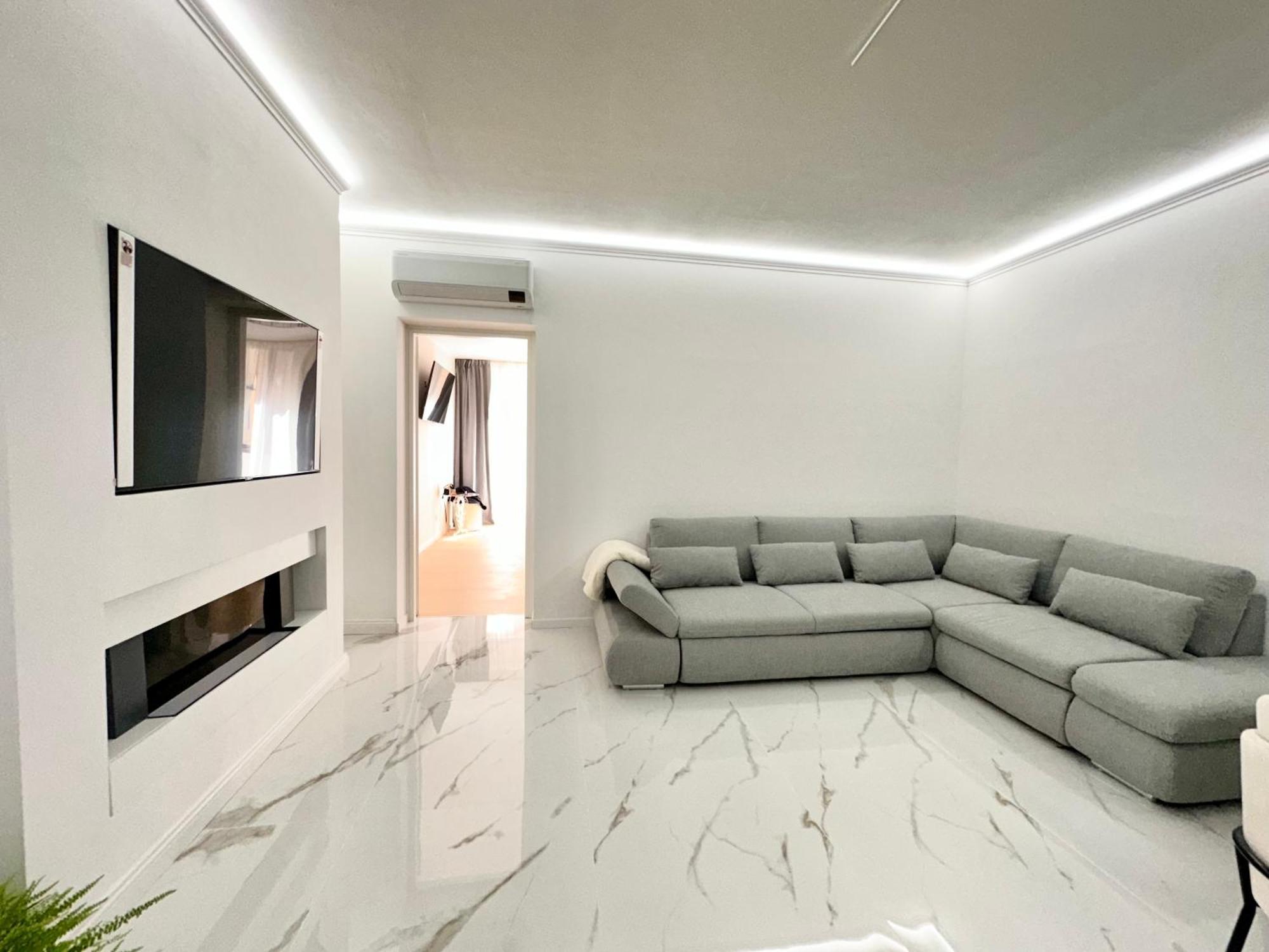 Luna Luxury Suite Бергамо Экстерьер фото