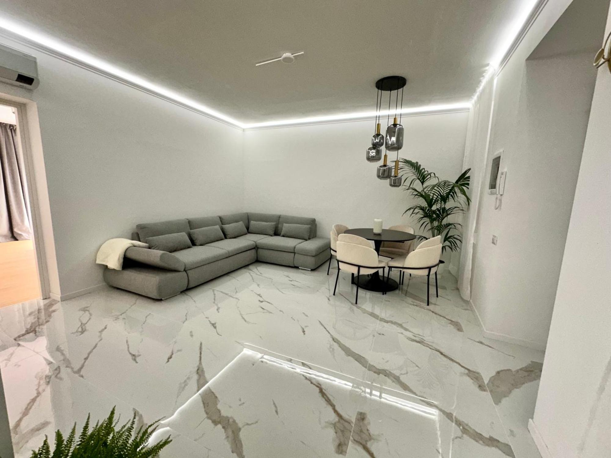 Luna Luxury Suite Бергамо Экстерьер фото