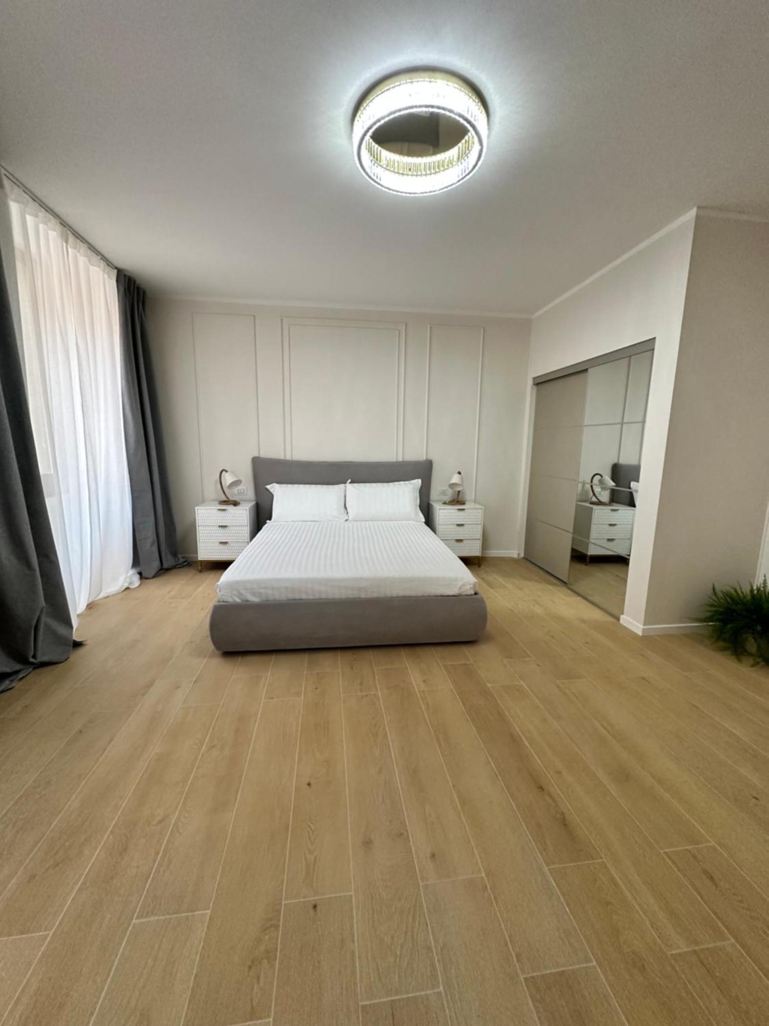 Luna Luxury Suite Бергамо Экстерьер фото